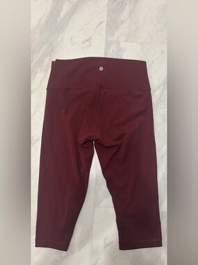 Lululemon capris size 10 - Deep Burgundy